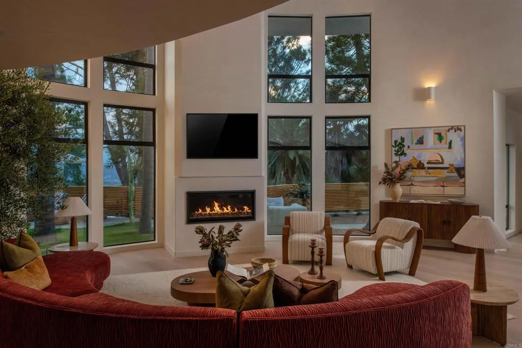 Del Mar, California 92014, United States, 5 Bedrooms Bedrooms, ,4 BathroomsBathrooms,Residential,Active,238590