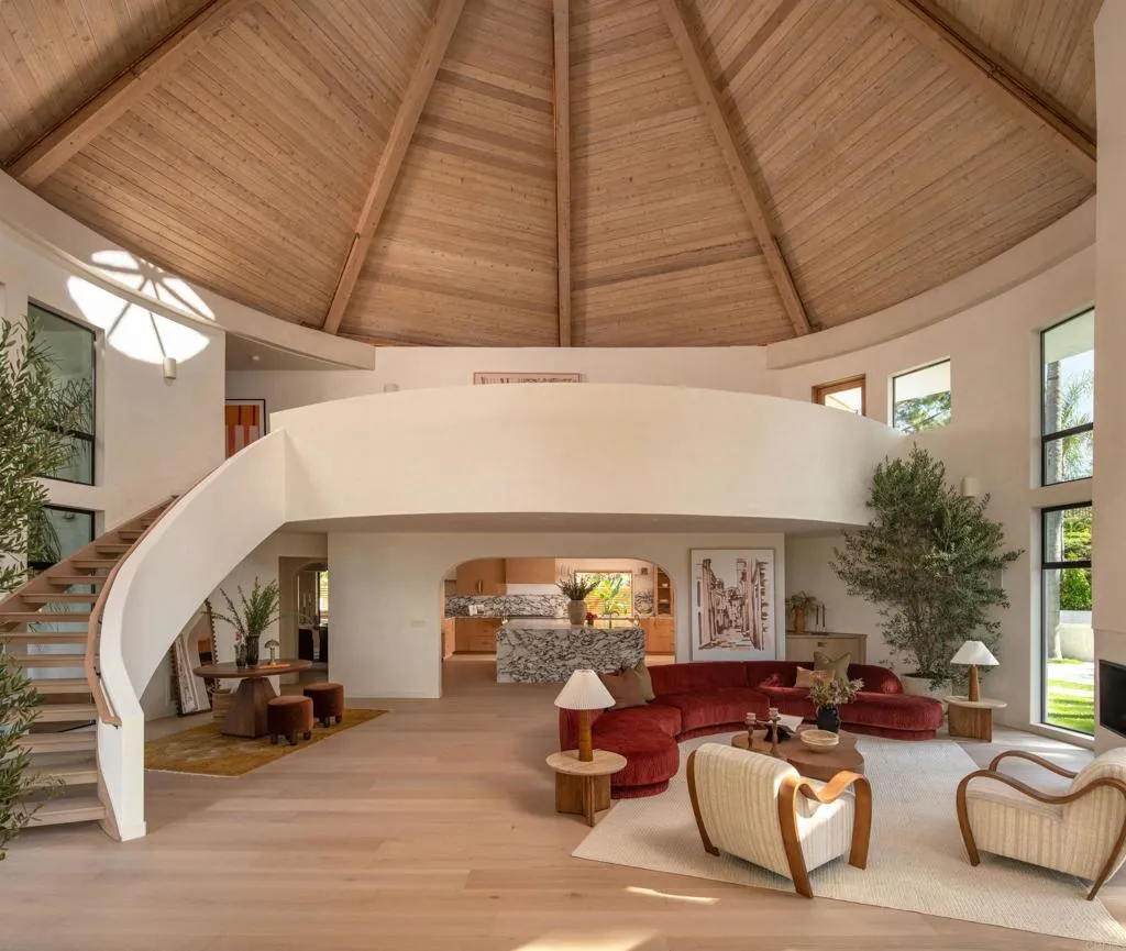 Del Mar, California 92014, United States, 5 Bedrooms Bedrooms, ,4 BathroomsBathrooms,Residential,Active,238590