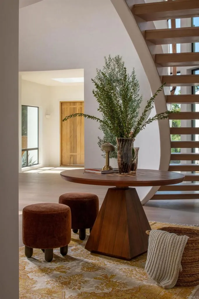 Del Mar, California 92014, United States, 5 Bedrooms Bedrooms, ,4 BathroomsBathrooms,Residential,Active,238590