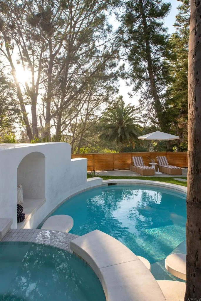 Del Mar, California 92014, United States, 5 Bedrooms Bedrooms, ,4 BathroomsBathrooms,Residential,Active,238590