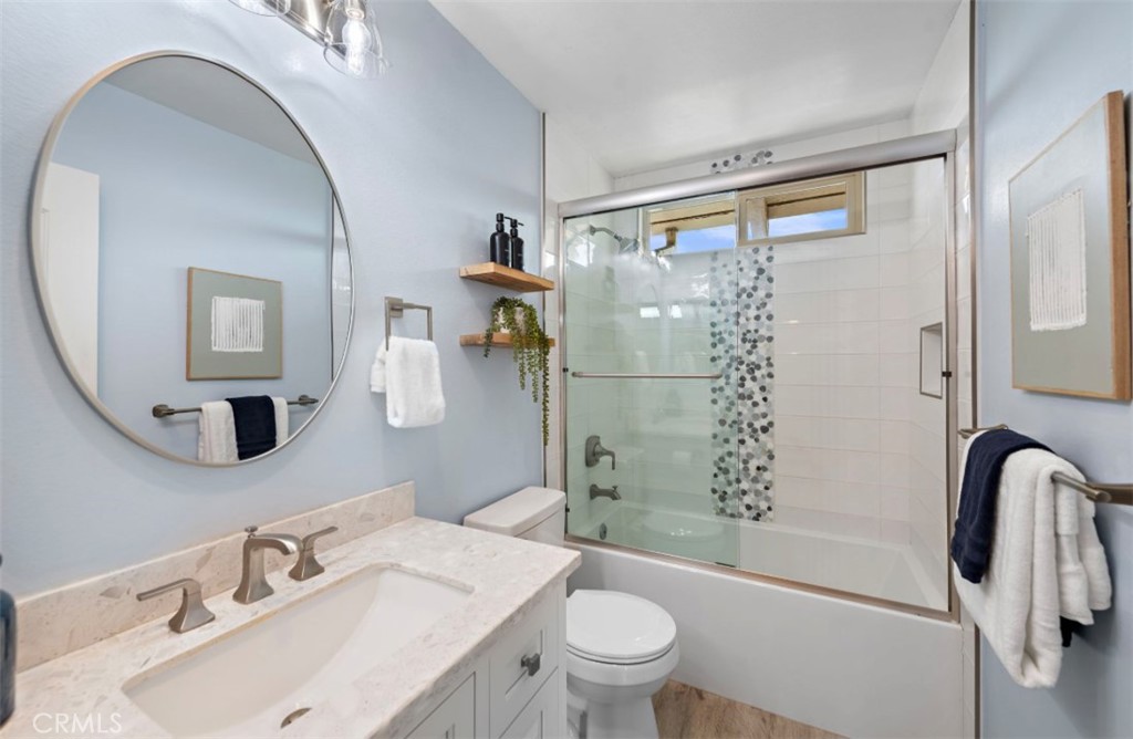 206 Avenida Adobe