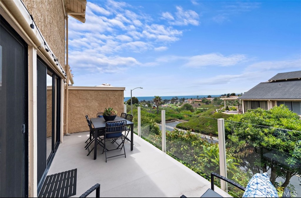 206 Avenida Adobe