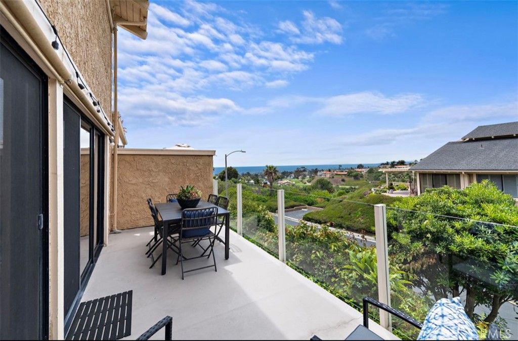 listing image 130727552367250055492