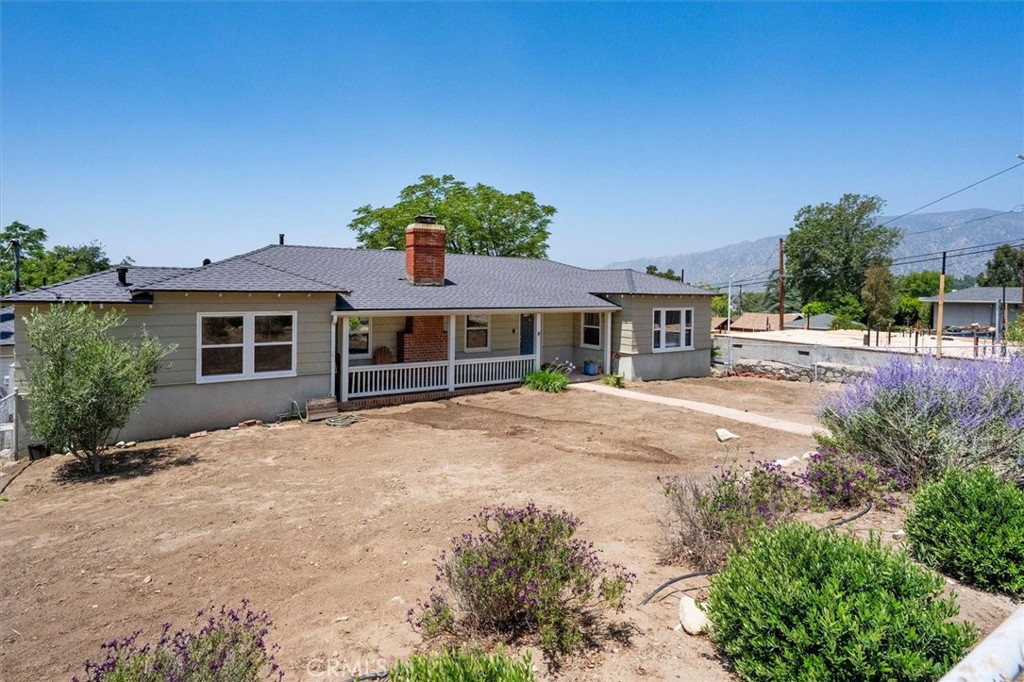 10439 Pinyon