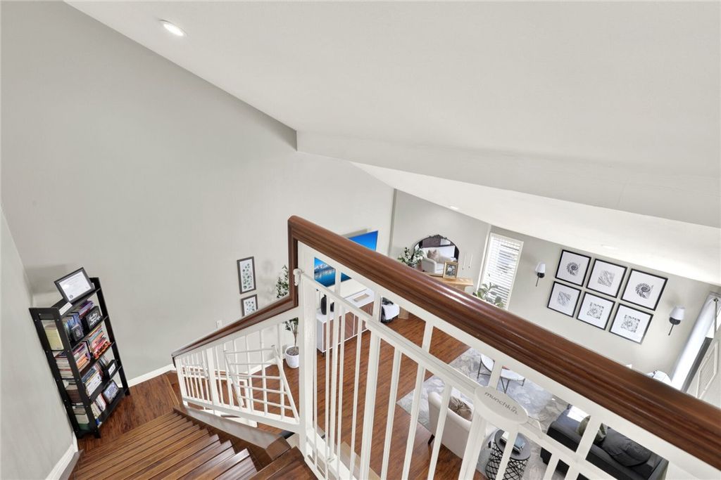listing image 130722140229615447435