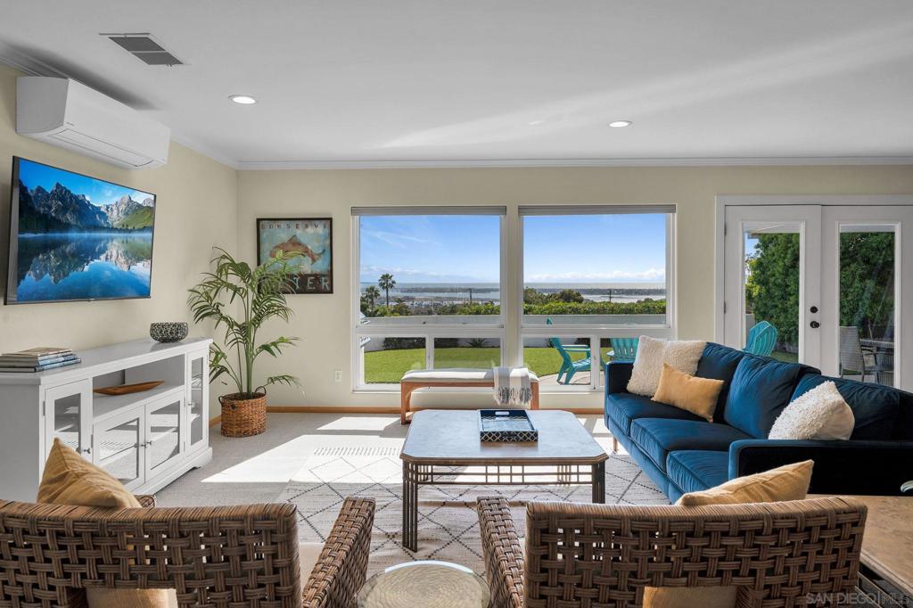06-2704 Deerpark Dr DR, San Diego CA 92110