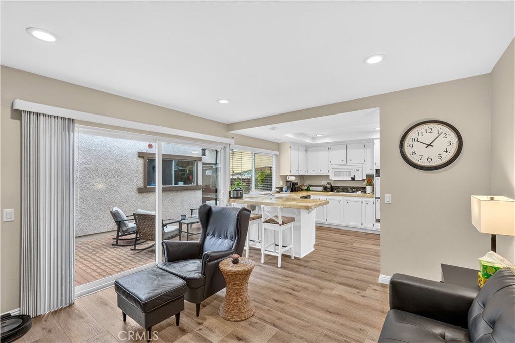 25501 Gloriosa, Mission Viejo CA 92691 - Photo 8