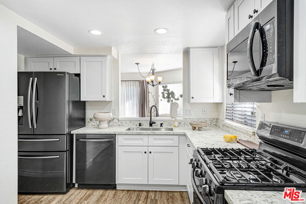 Photo of 1890 Rory Lane #2, Simi Valley, CA 93063 (MLS # 26647331)