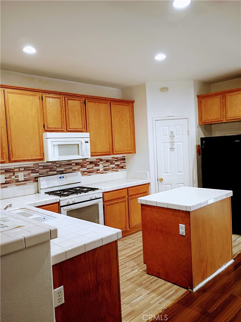 1440 Avila Drive