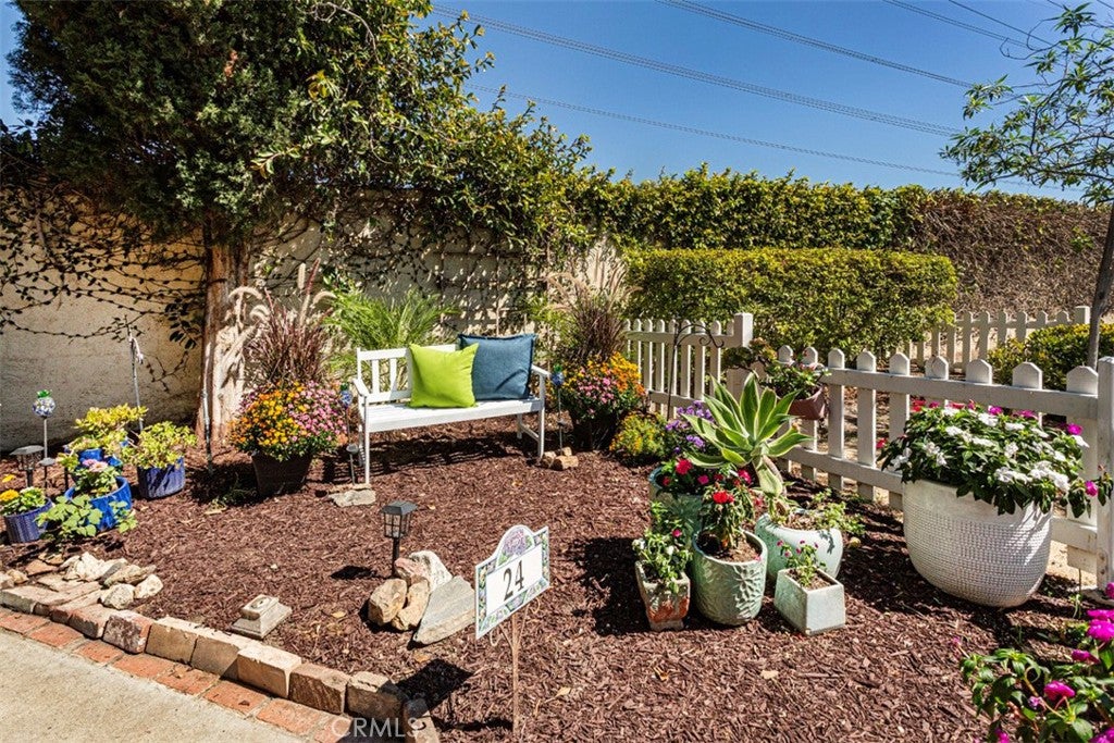 24 Riverstone