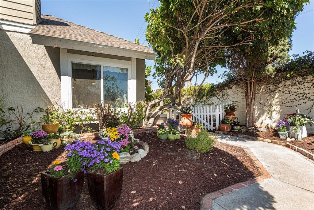 24 Riverstone
