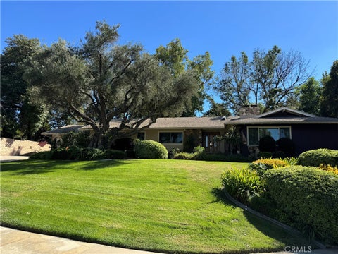 Photo of 2200 Archdale St ST, Riverside, CA 92506 (MLS # IV26214864)