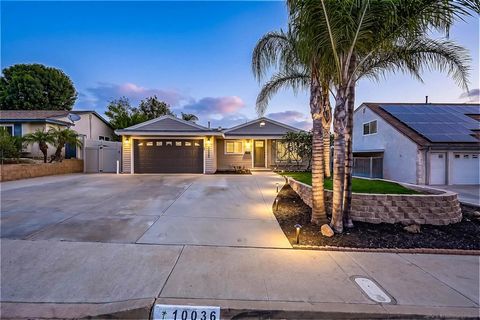 Photo of 10036 White Pine Ln Ln, Santee, CA 92071 (MLS # 260012309SD)