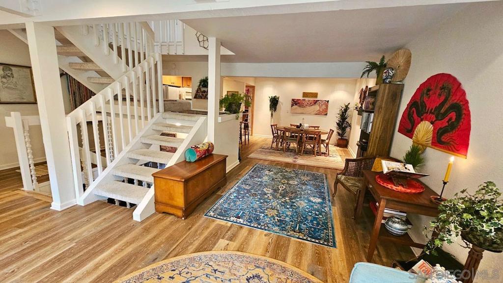 La Costa - Residential