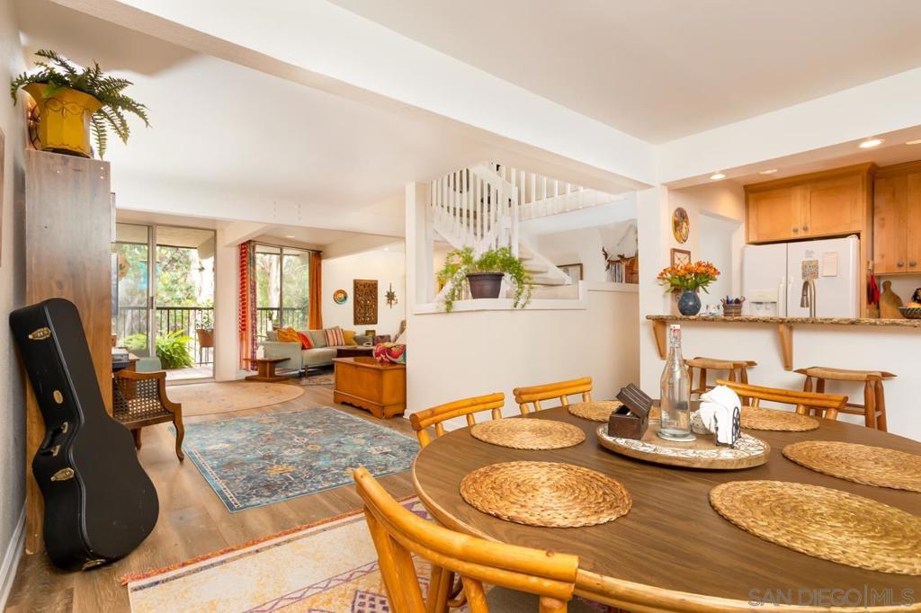 La Costa - Residential