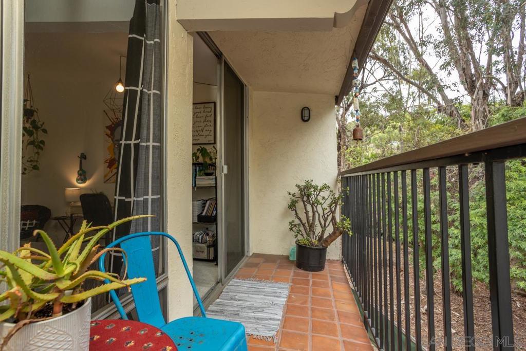 La Costa - Residential