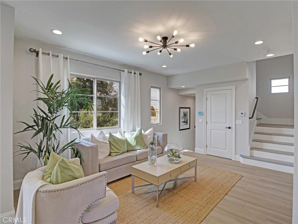 4437 Stewart E