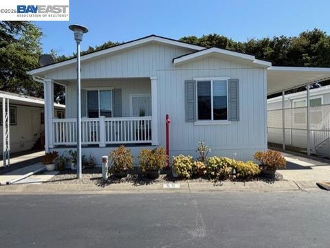 Photo of 55 Palm Drive Dr, Union City, CA 94587 (MLS # 41133317)