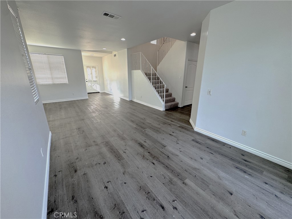 8240 Chamberlain Lane