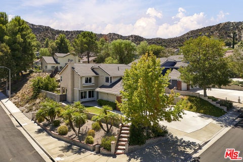 Photo of 28602 Heather Lane, Castaic, CA 91384 (MLS # 26984913)