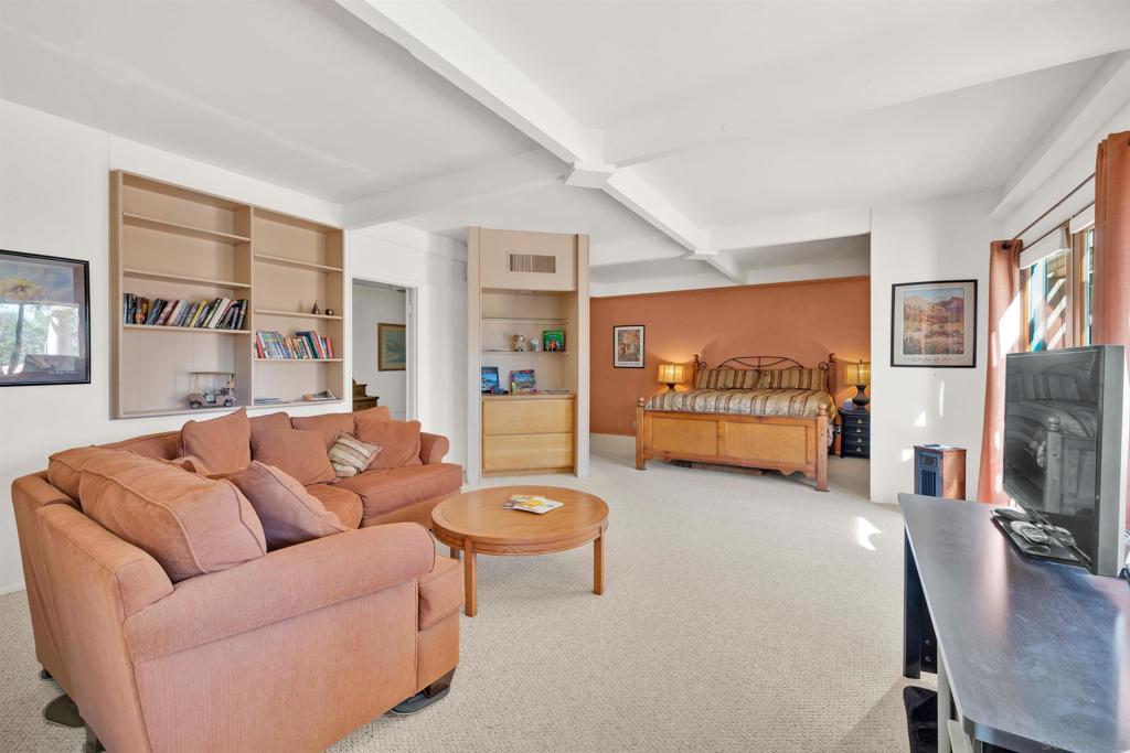 119 Montezuma Rd