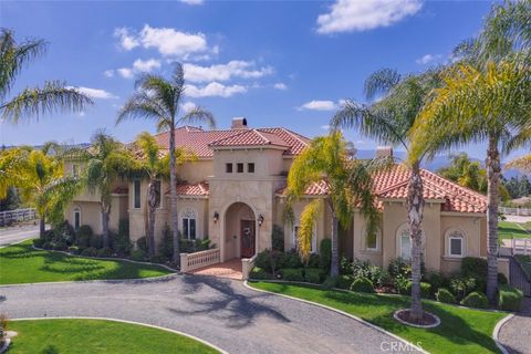 Photo of 38750 Celita Cir, Temecula, CA 92592 (MLS # PW26043166)