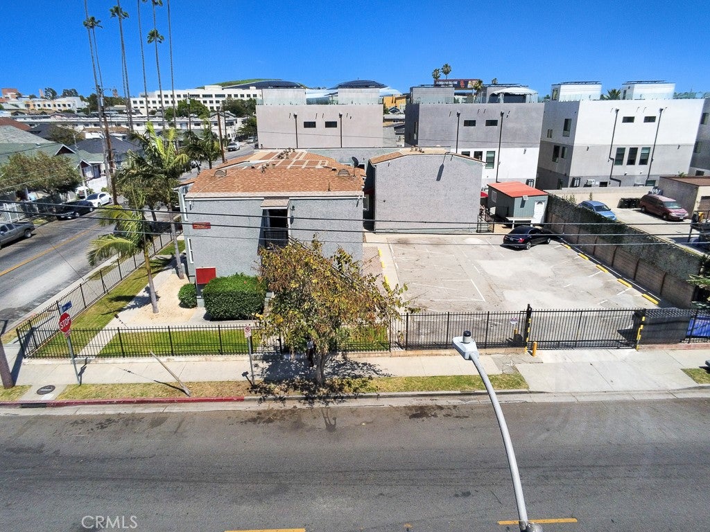 1134 W 39th