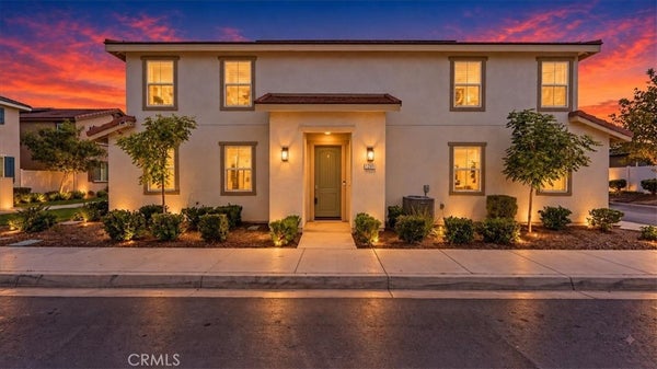 1201 GARNET CT, COLTON, CA 92324 - Image 9cf41b7ffdf095a3b66a708fcf6c8a55/1307857677