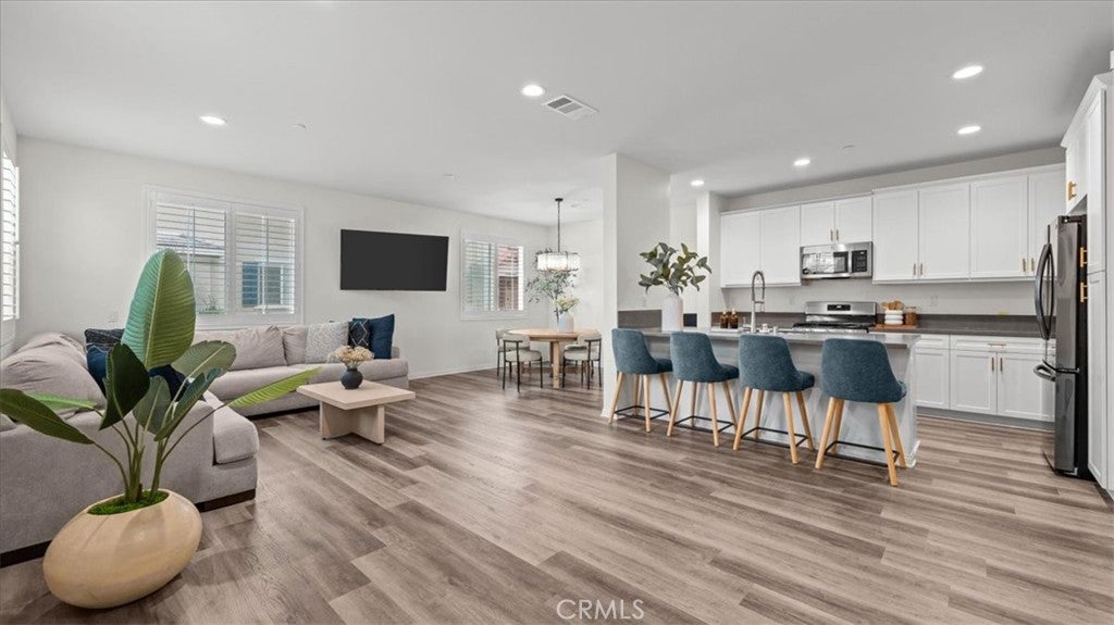 1201 Garnet Court