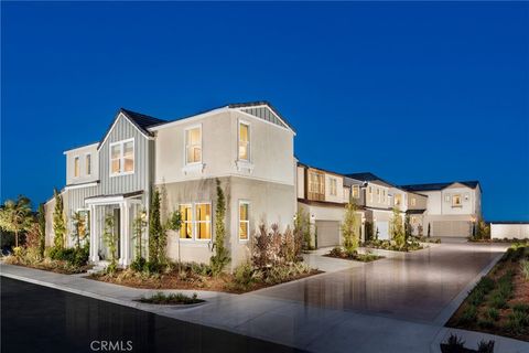 4051 S. SUNFLOWER PASEO S Ontario CA 91761