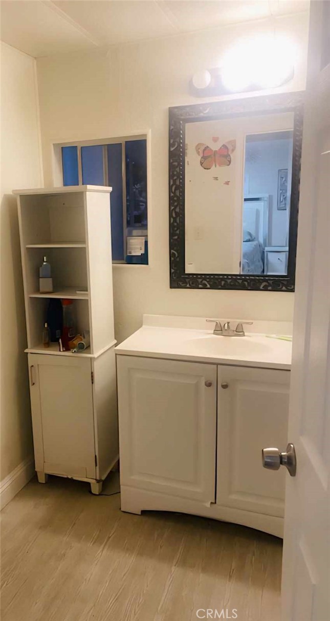 211 Duke Lane 81