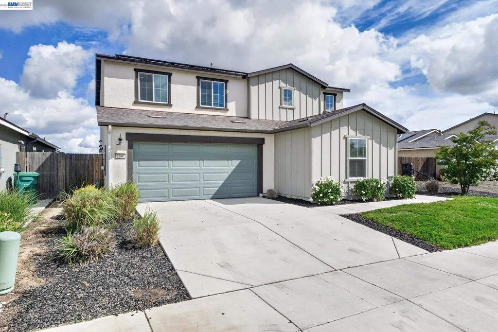 Photo of 2280 craig ct Ct, Los Banos, CA 93635 (MLS # 41131339)