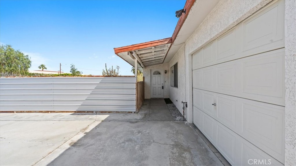 4325 E Calle De Carlos