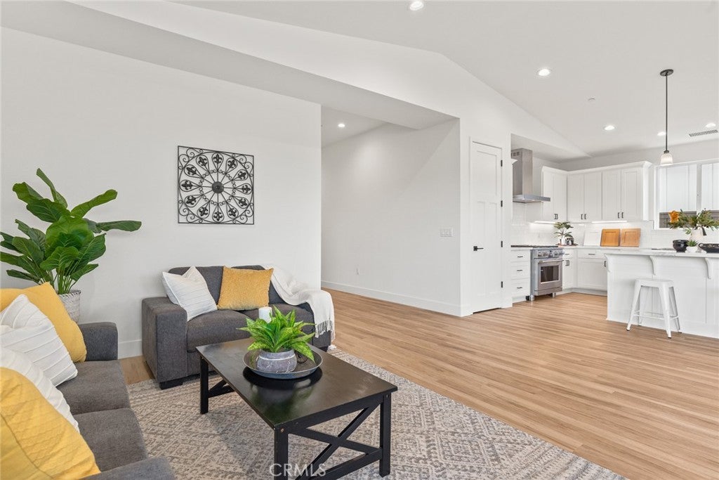 9 Harkness Court