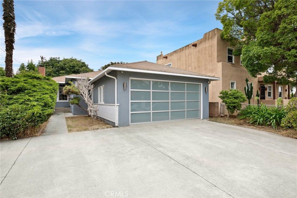 Photo of 1958 Federal Avenue, Los Angeles, CA 90025 (MLS # PW26113733)