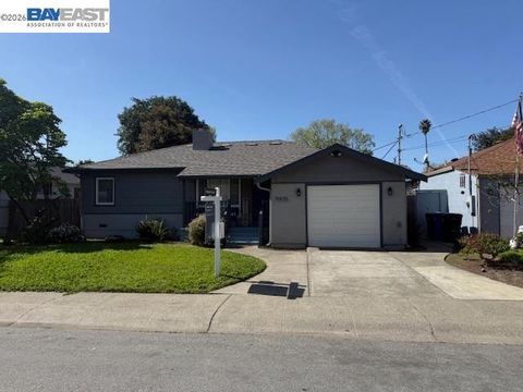 15835 Via Rivera San Lorenzo CA 94580