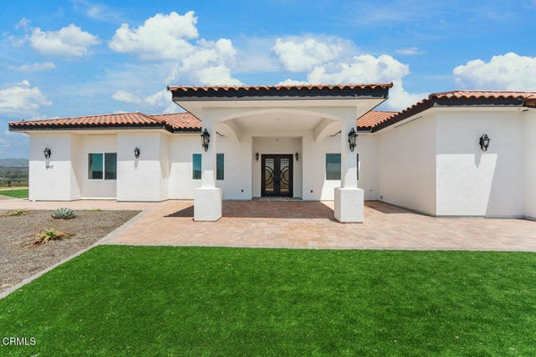 5927 ST MAARTEN DR, MOORPARK, CA 93021 - Image 9cfbc23c4ea4e02571bae72a64ef026b/768978222