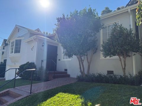Photo of 2515 Canyon Drive, Los Angeles, CA 90068 (MLS # 25601057)