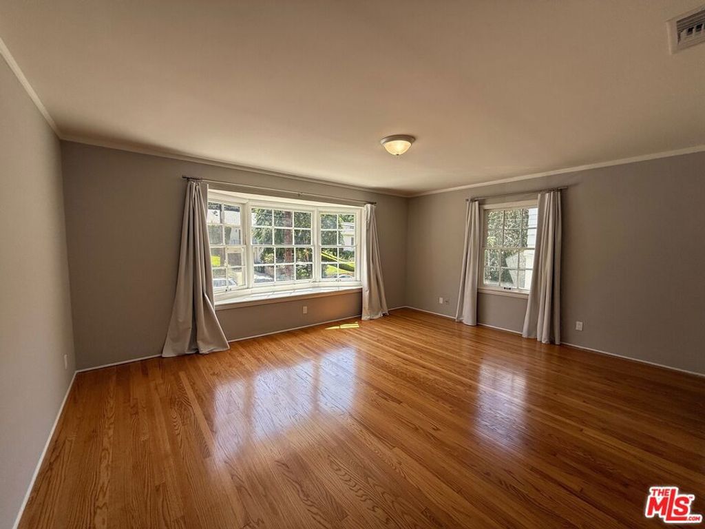 Photo of 2515 Canyon Drive, Los Angeles, CA 90068 (MLS # 25601057)