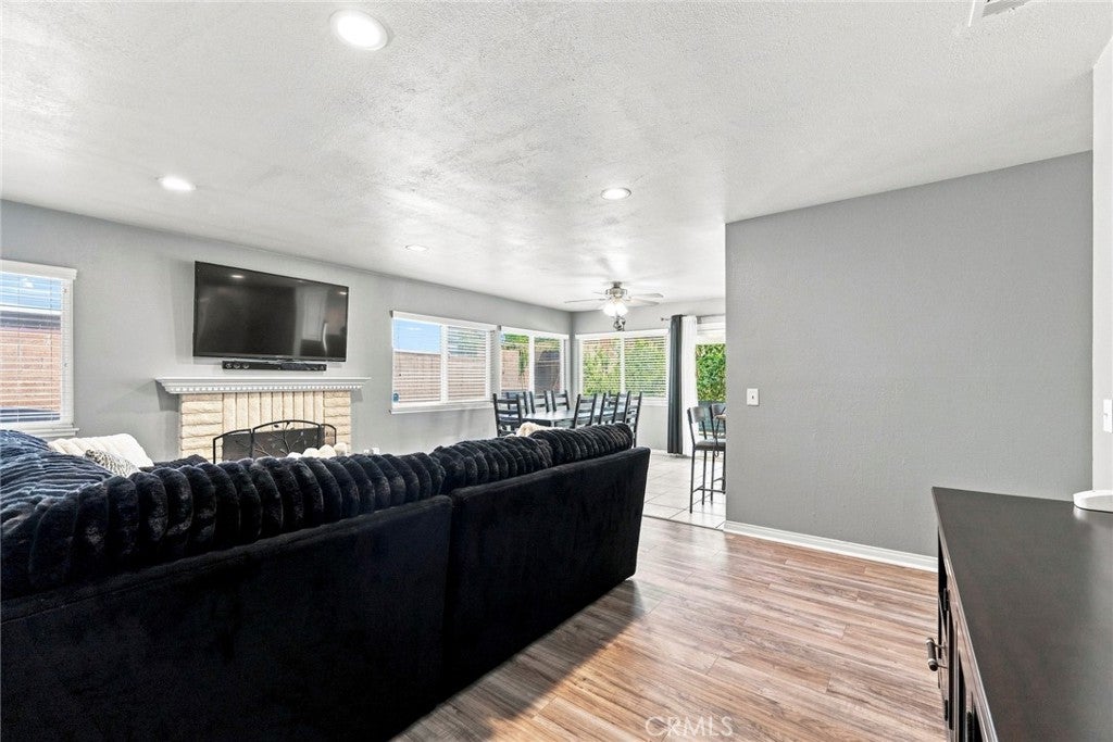 4263 Baggett