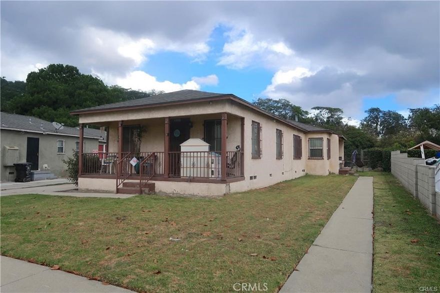 Property features TWO units: 2-bedroom, 1-bath each. Residents have easy access to the 105 fwy, and the 110 fwy. Conveniently located near public transportation, schools, and major freeways. Whether you're looking to invest or find a new place to call home, this property offers endless possibilities. Alot of potential to renovate and add square footage, possibly an ADU. Well kept property with onsite parking.
