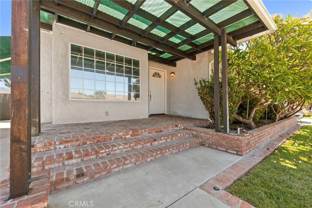3940 Lees Avenue