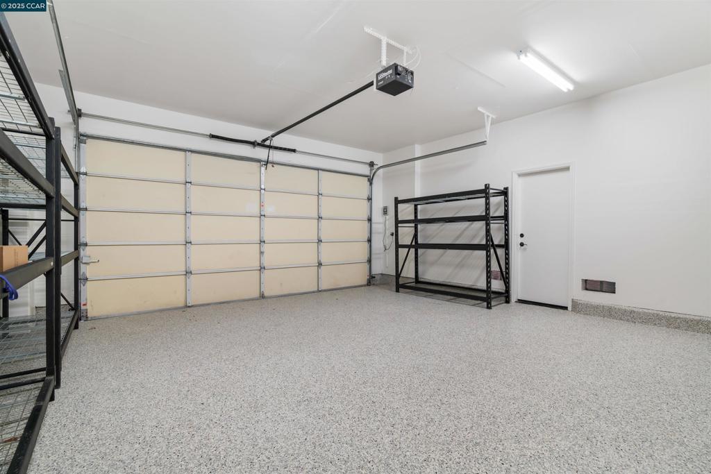 GALE RANCH - Residential