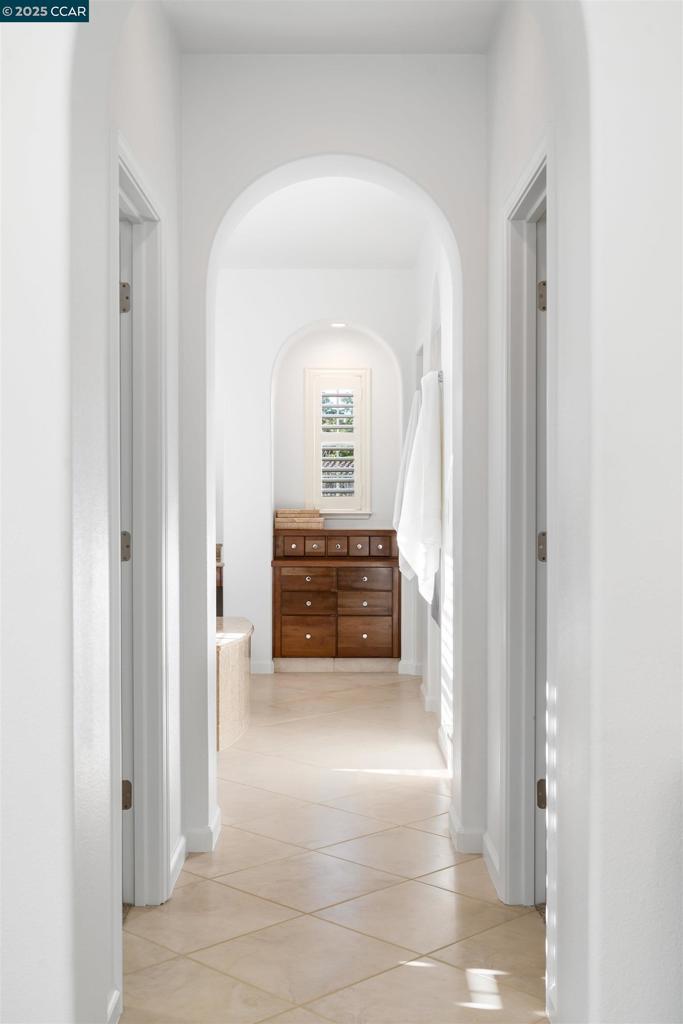 GALE RANCH - Residential