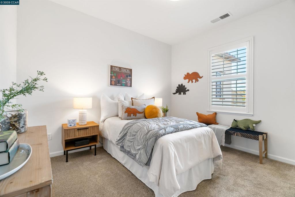 GALE RANCH - Residential