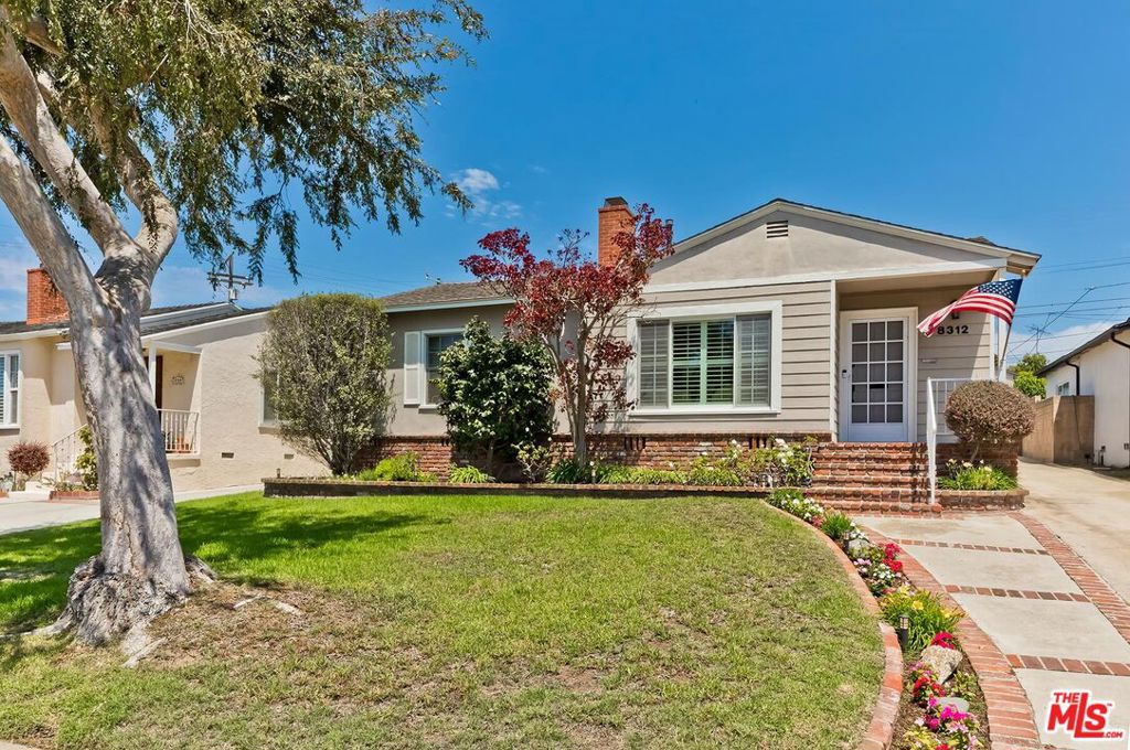 8312 Chase Avenue, Los Angeles CA 90045