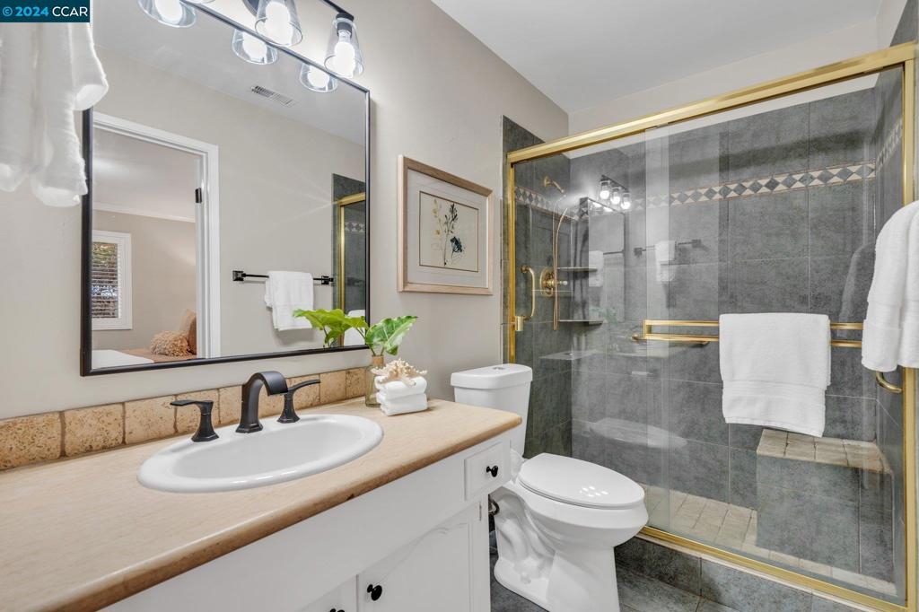 TWIN CREEK GRDN - Residential