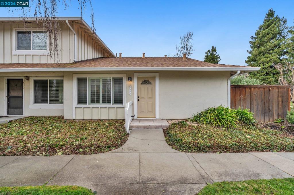 TWIN CREEK GRDN - Residential