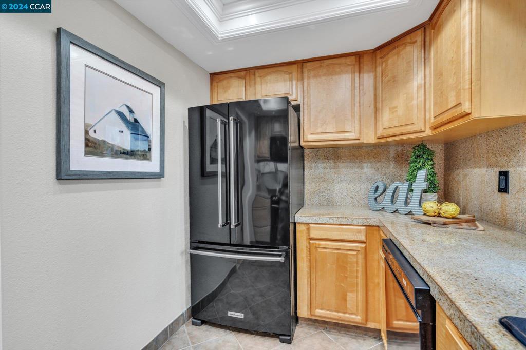 TWIN CREEK GRDN - Residential