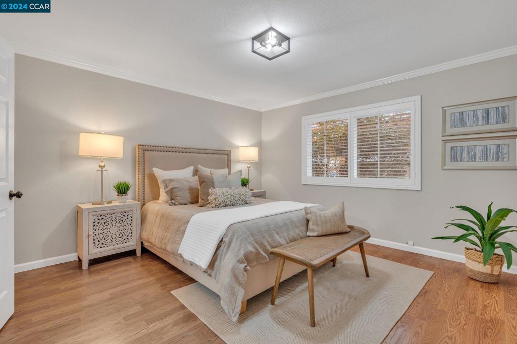 TWIN CREEK GRDN - Residential